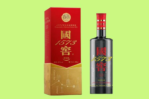 昌都江达县回收国窖1573.jpg